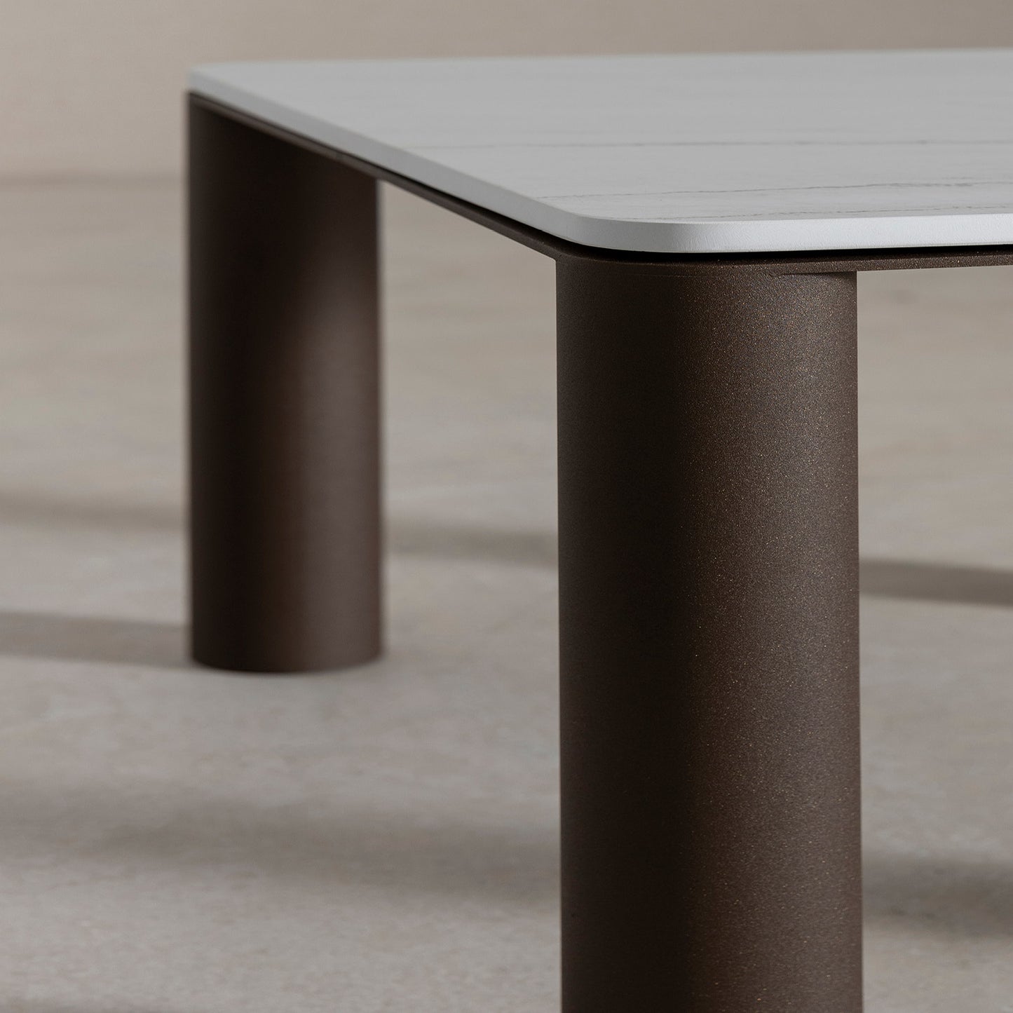 Sloane Medium Table