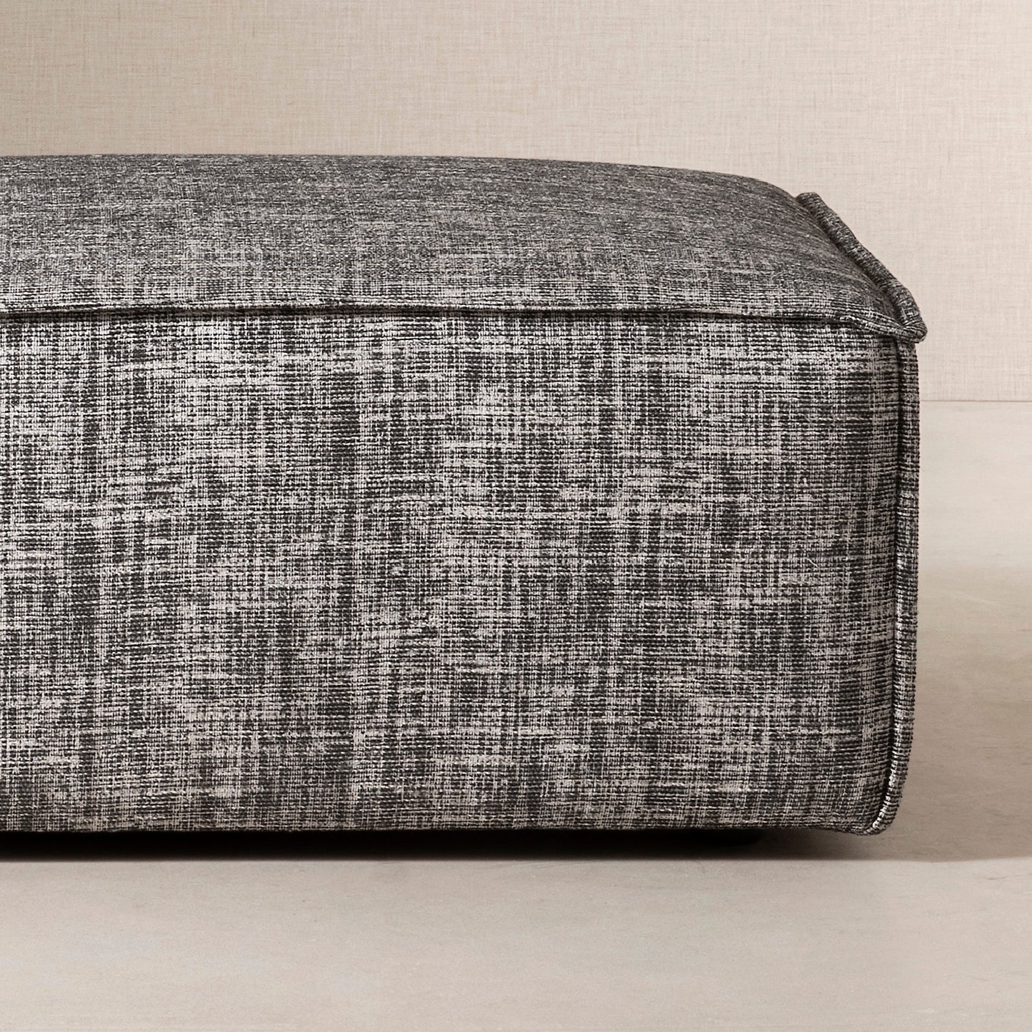 Apollo Ottoman