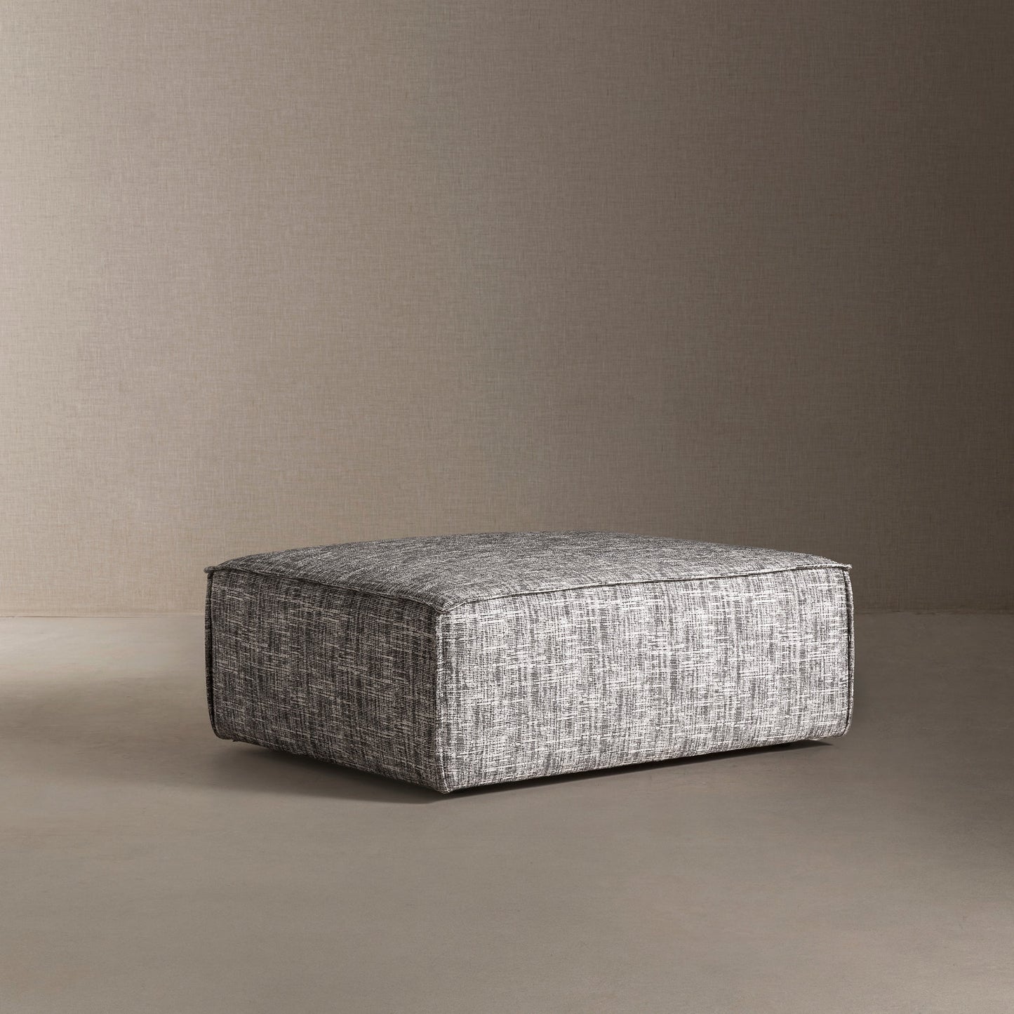 Apollo Ottoman